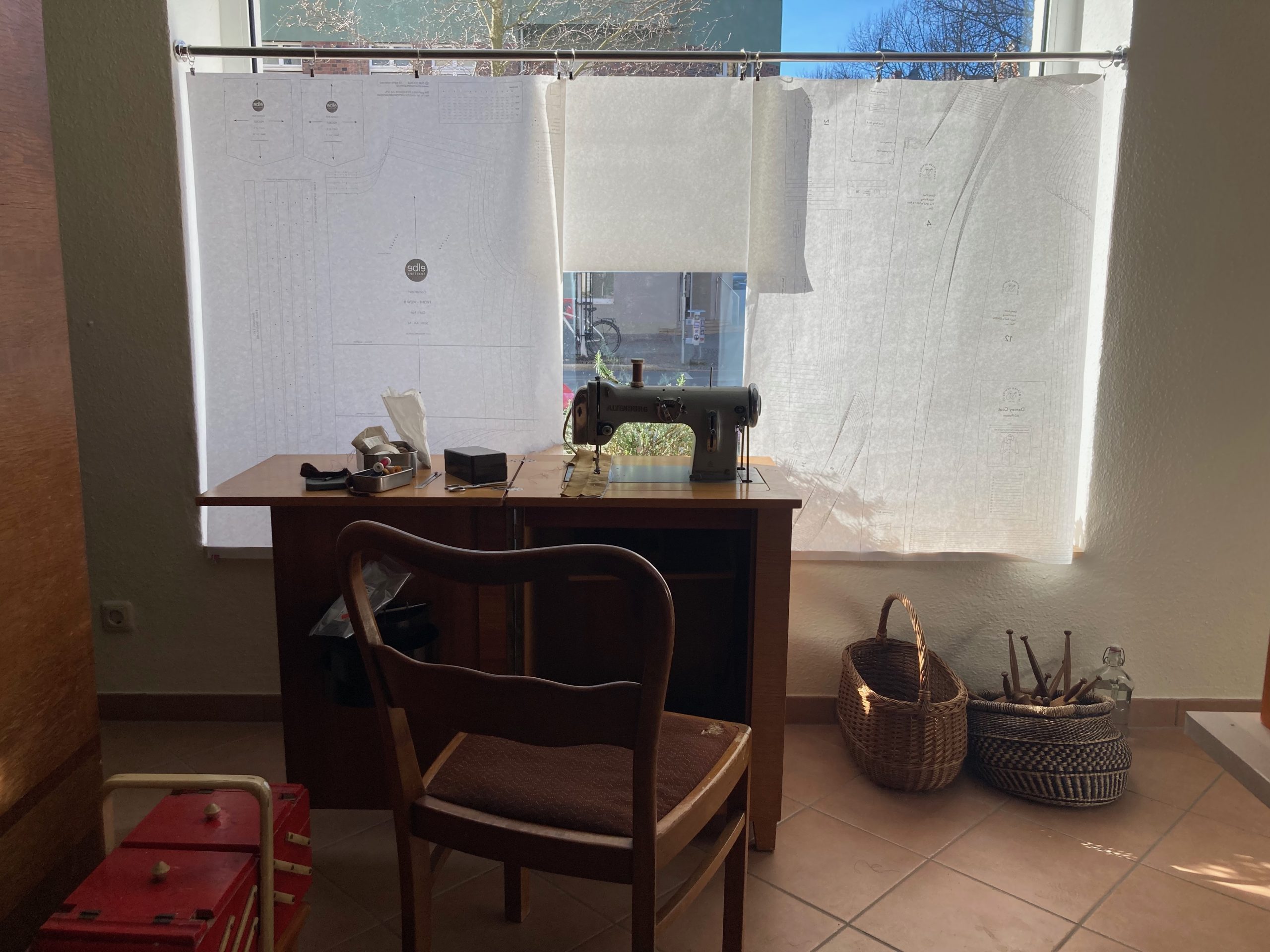 Ein schöner Tag zum Nähen in einem eigenen Zimmer