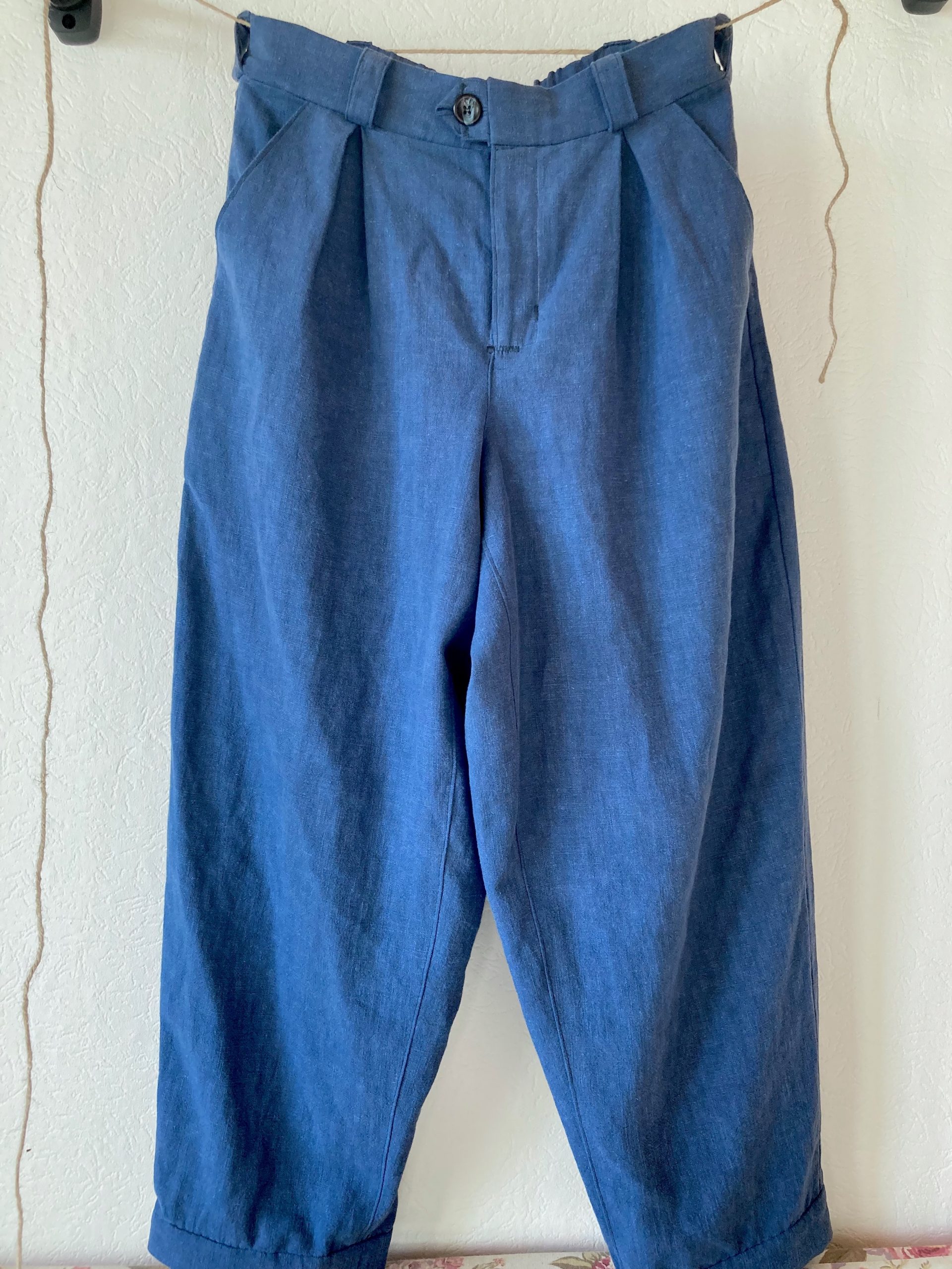 Pattern Recommendation – Jones Trousers (the first pair of pants I sewed, and the start of a new creative endeavor)